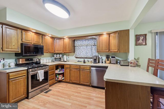 6846 CYNWYD AVE, Pennsauken, NJ 08109