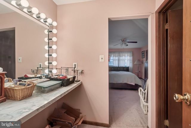 6846 CYNWYD AVE, Pennsauken, NJ 08109