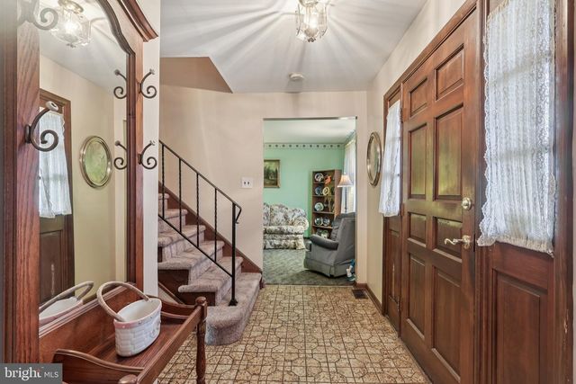 6846 CYNWYD AVE, Pennsauken, NJ 08109