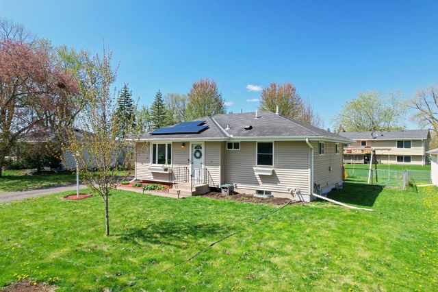 5825 Ensign Avenue N, New Hope, MN 55428