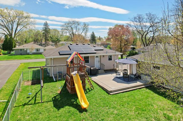 5825 Ensign Avenue N, New Hope, MN 55428