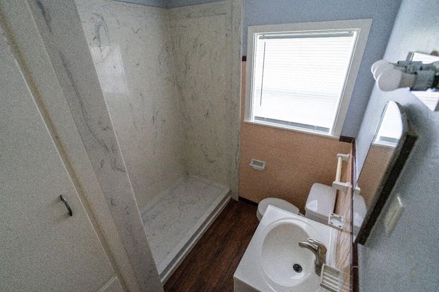 1011 Linden St, La Marque, TX 77568