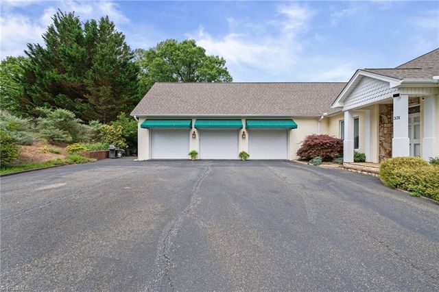 331 Valleyview Drive, Mount Airy, NC 27030