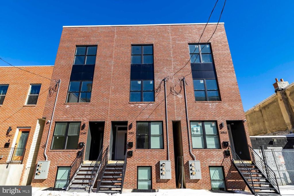 2049 E WILLIAM ST, Philadelphia, PA 19134