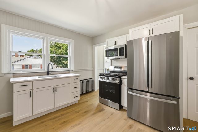 572 Forbes Street, East Hartford, CT 06118