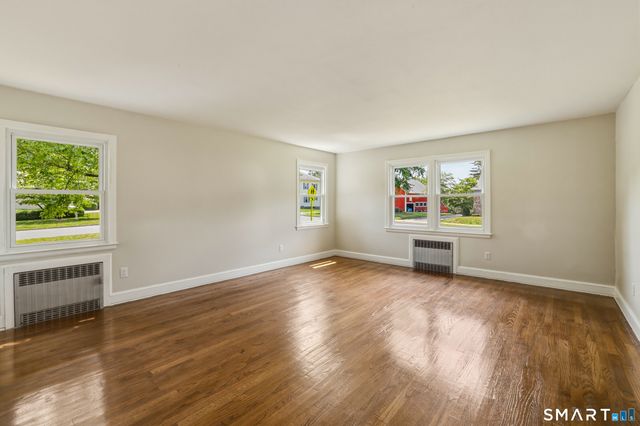 572 Forbes Street, East Hartford, CT 06118