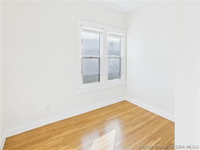 1505 E Oak Street, New Albany, IN 47150