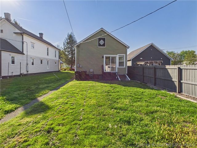 1505 E Oak Street, New Albany, IN 47150