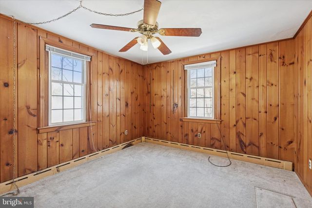 1211 COLLEGEVILLE RD, Collegeville, PA 19426