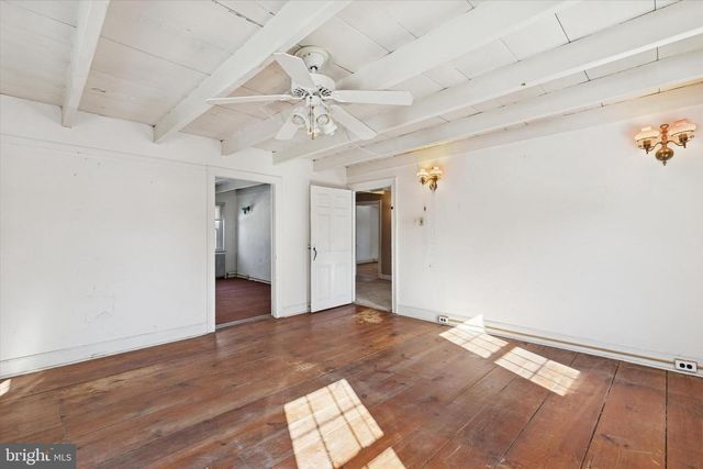 1211 COLLEGEVILLE RD, Collegeville, PA 19426