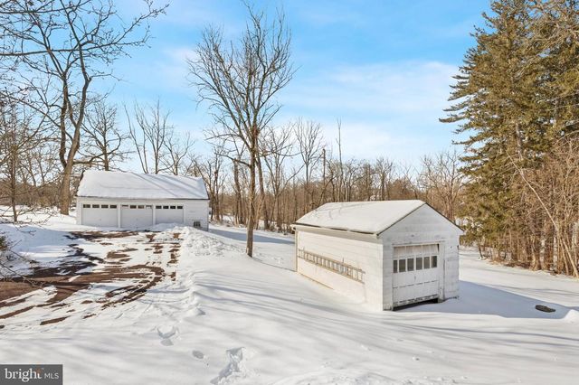 1211 COLLEGEVILLE RD, Collegeville, PA 19426