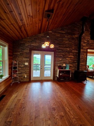 32 Ivey Ridge, Suches, GA 30572