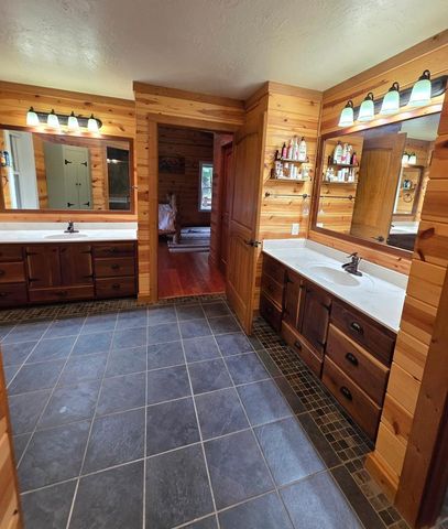 32 Ivey Ridge, Suches, GA 30572