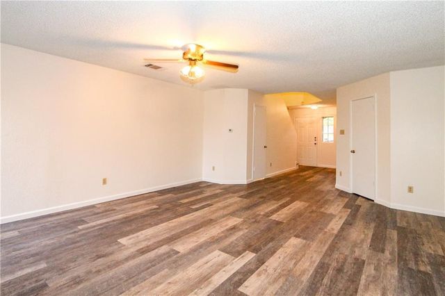 900 Sweetwater River DR, Austin, TX 78748