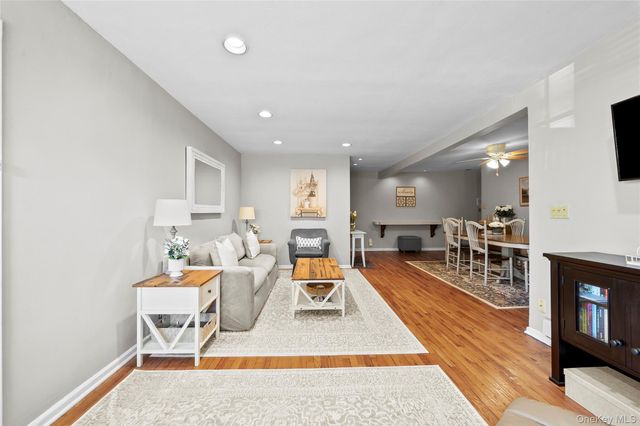 1195 East Broadway L23, Hewlett, NY 11557