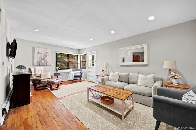 1195 East Broadway L23, Hewlett, NY 11557