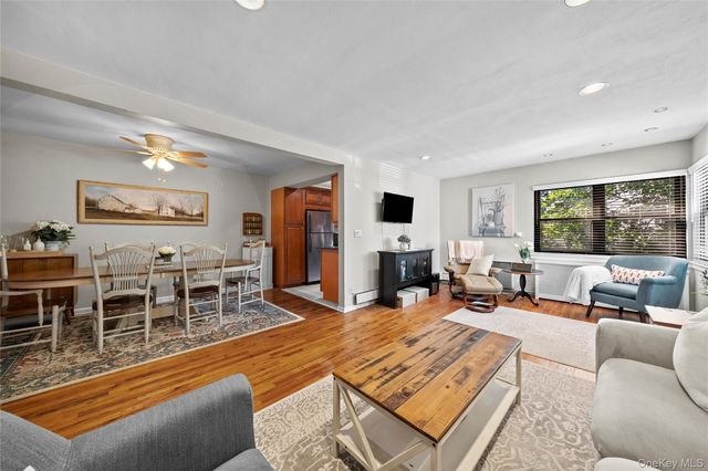 1195 East Broadway L23, Hewlett, NY 11557