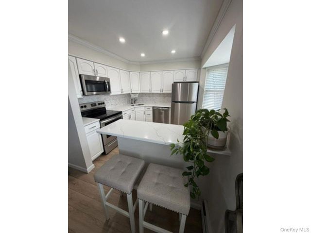 104 Millard Avenue 104, West Babylon, NY 11704