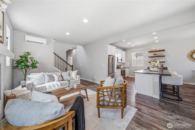 116 N Stillaguamish Avenue, Arlington, WA 98223