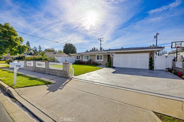 908 Tracie, Brea, CA 92821