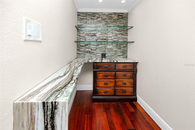 920 NORTH SHORE DRIVE NE, St Petersburg, FL 33701