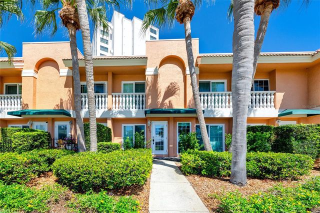 920 NORTH SHORE DRIVE NE, St Petersburg, FL 33701