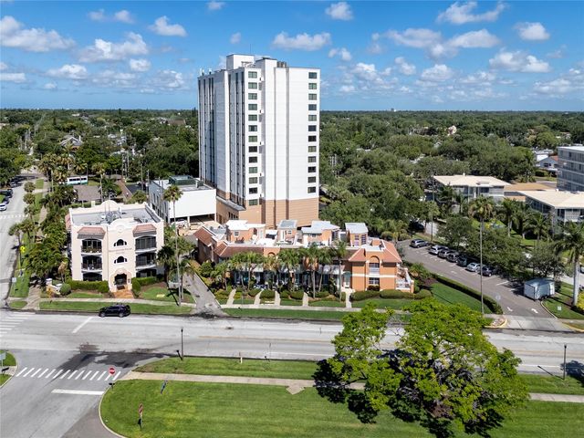 920 NORTH SHORE DRIVE NE, St Petersburg, FL 33701