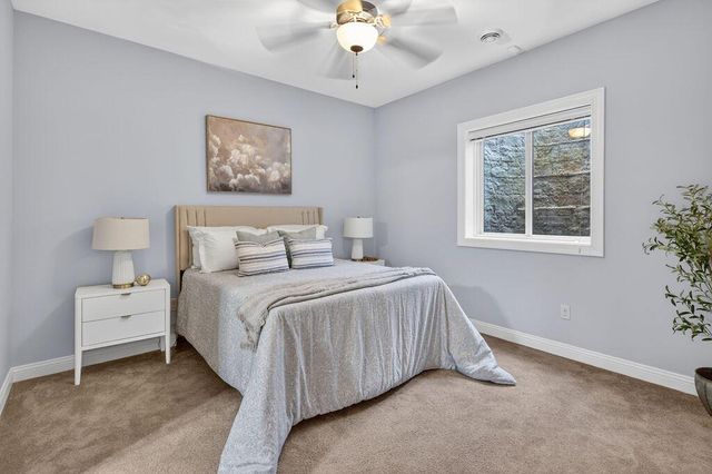 10685 Wood Crest DRIVE, Mequon, WI 53092