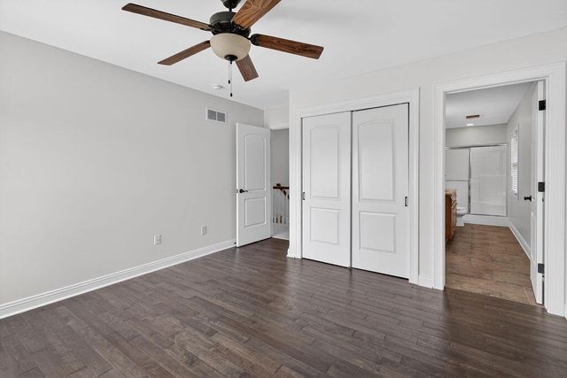 10685 Wood Crest DRIVE, Mequon, WI 53092