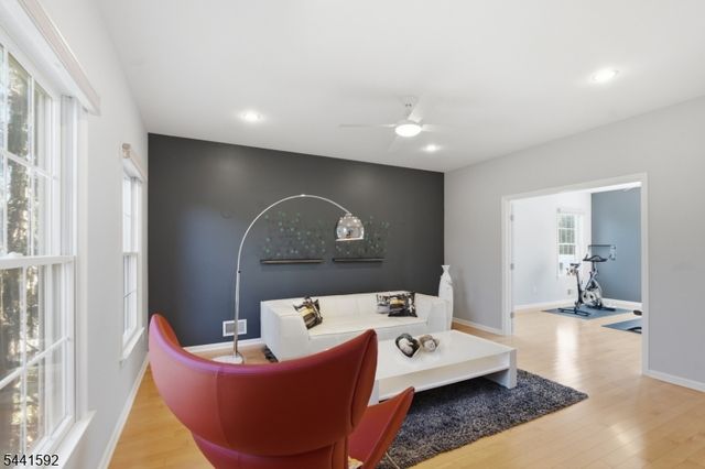 17 Kimble Ct, Hillsborough Twp., NJ 08844