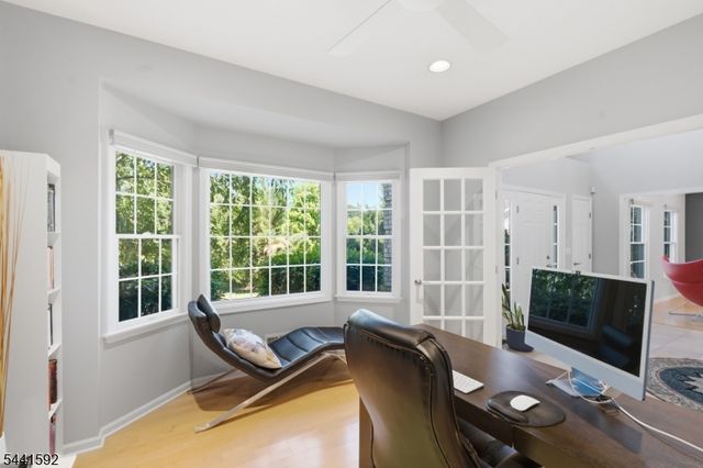17 Kimble Ct, Hillsborough Twp., NJ 08844