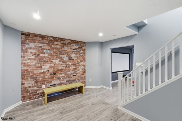 17 Kimble Ct, Hillsborough Twp., NJ 08844