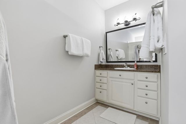 652 Mount Vernon Ln, Duncan, SC 29334