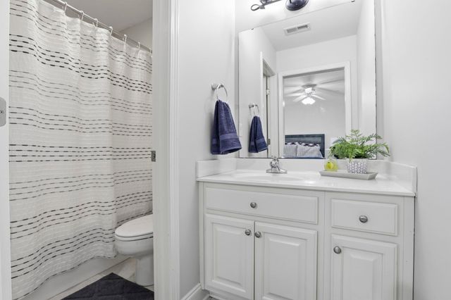 652 Mount Vernon Ln, Duncan, SC 29334