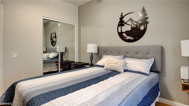 11284 Emerald Pine Lane, Las Vegas, NV 89138