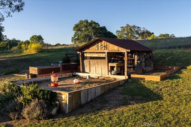 5250 , 5260 Vineyard, Paso Robles, CA 93446