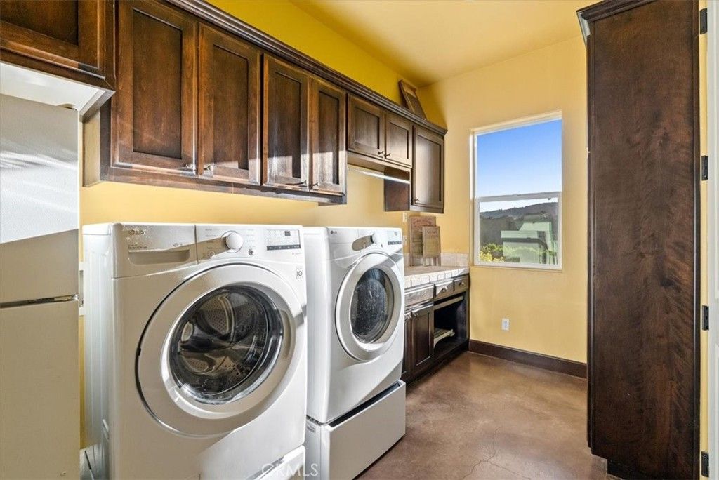 Image 26 of property listing at 5250 , 5260 Vineyard, Paso Robles, CA 93446