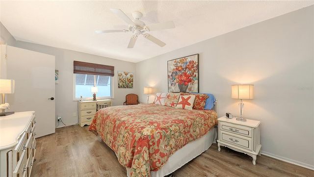 5641 MIDNIGHT PASS ROAD 904, Sarasota, FL 34242