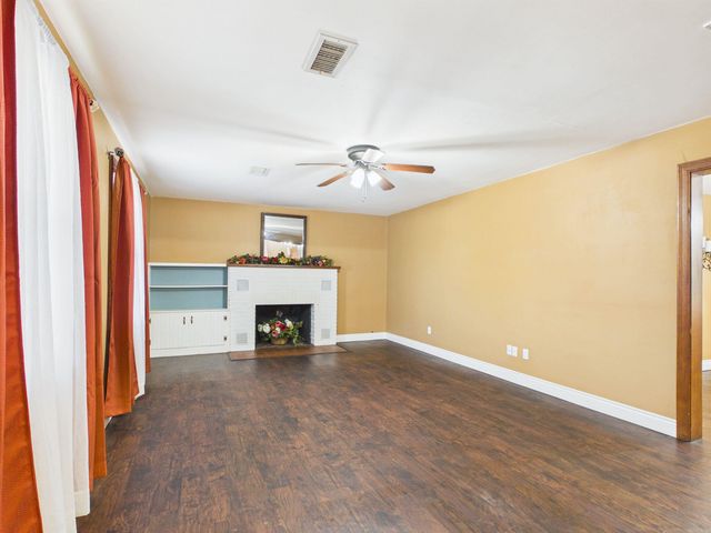 803 Springfield Street, Berryville, AR 72616