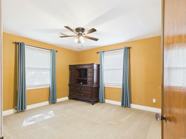 803 Springfield Street, Berryville, AR 72616