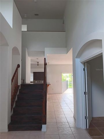18178 SANDY POINTE DRIVE, Tampa, FL 33647