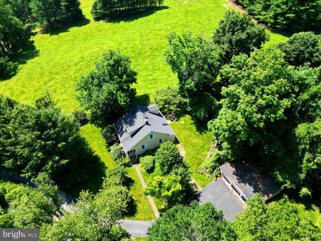 11944 FALLS RD, Cockeysville, MD 21030