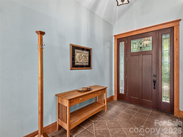 40 Deer Ridge Road, Mills River, NC 28759