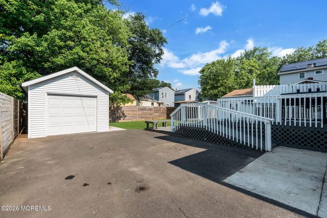 27 Sunset Street, Keansburg, NJ 07734