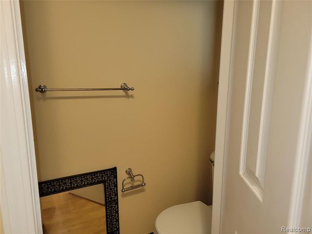2672 Packard Street, Ann Arbor, MI 48104