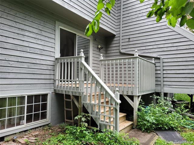 2672 Packard Street, Ann Arbor, MI 48104