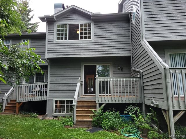 2672 Packard Street, Ann Arbor, MI 48104