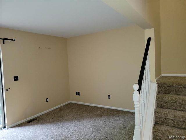 2672 Packard Street, Ann Arbor, MI 48104