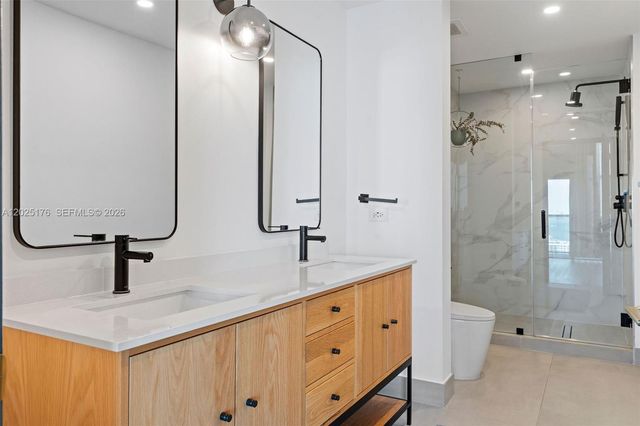 3301 NE 1st Ave H2215, Miami, FL 33137