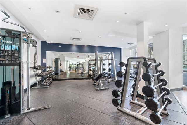 3301 NE 1st Ave H2215, Miami, FL 33137